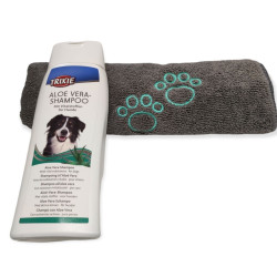animallparadise Aloe Vera Shampoo, 250ml e asciugamano in microfibra, per cani. Shampoo