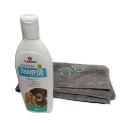 animallparadise Dennenhouten shampoo 300ml voor honden en microvezel handdoek. Shampoo