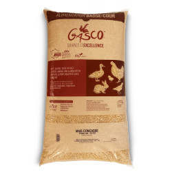 Gasco 20 kg crushed corn for backyard feeding Food