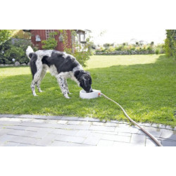 Trixie 1,5 Liter, Automatische Außentränke Hund, Katze, Kleinvieh. Wasserverteiler im Freien