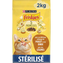 Purina Croquettes pour chat stérilisé avec un délicieux mélange de Dinde, Poulet et Légumes 2kg FRISKIES Croquette chat
